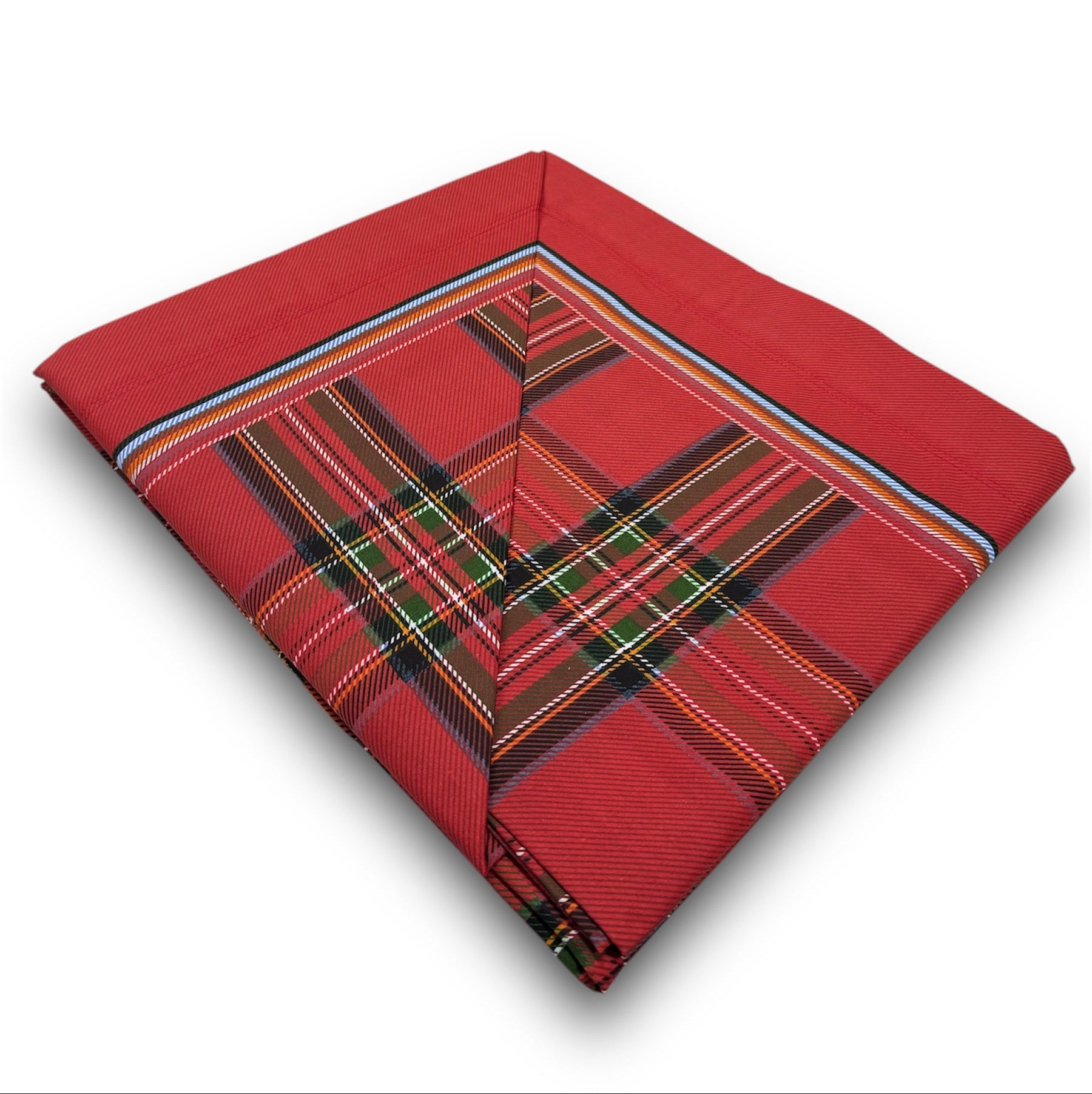 Trapunta Piumone Xmas in raso con elegante balza tartan e lenzuola abbinate